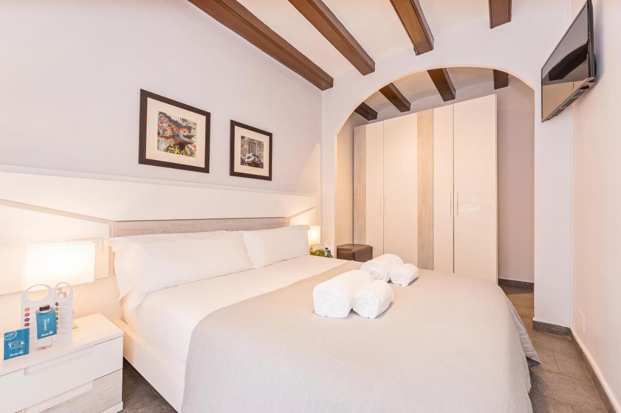 Sweet Inn - Villarroel Barcelona Ngoại thất bức ảnh